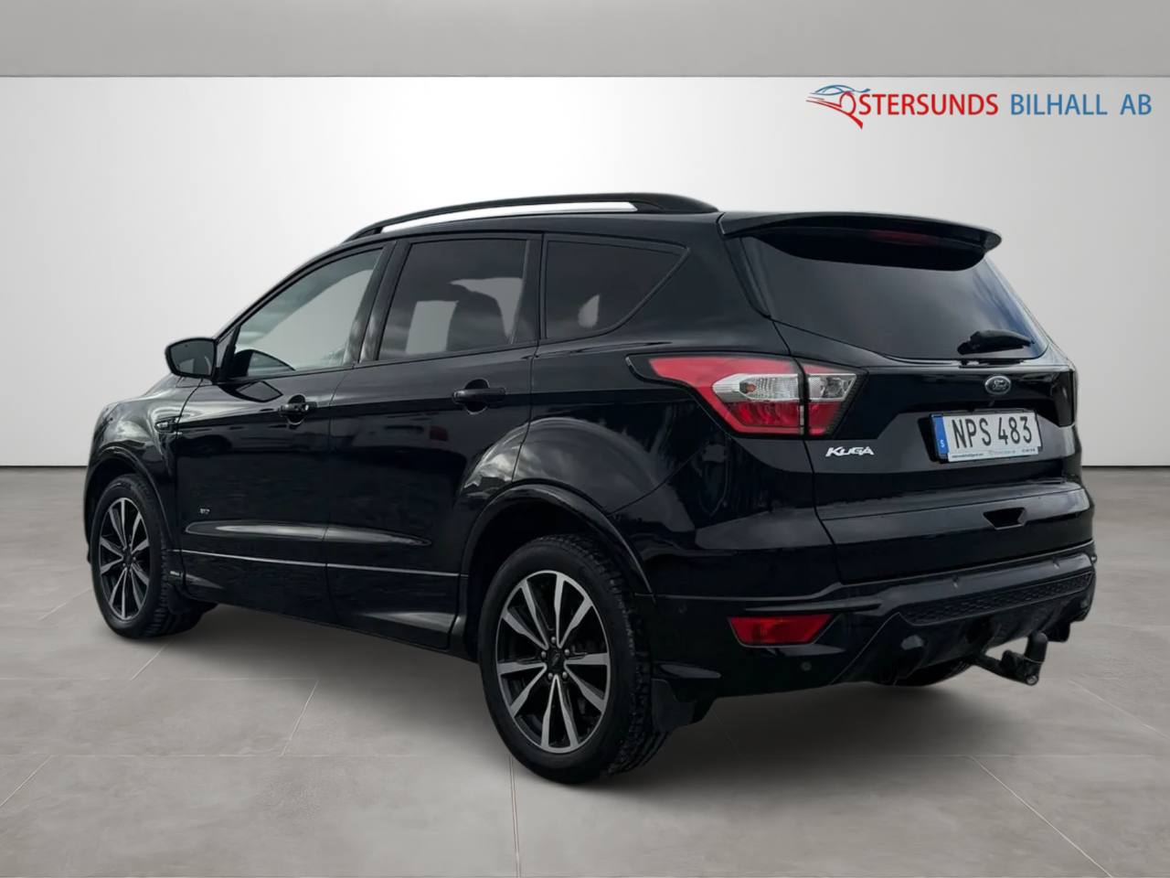 Ford Kuga 2.0 TDCi AWD ST-Line Euro 6 D-värm 1brukare Dragkrok