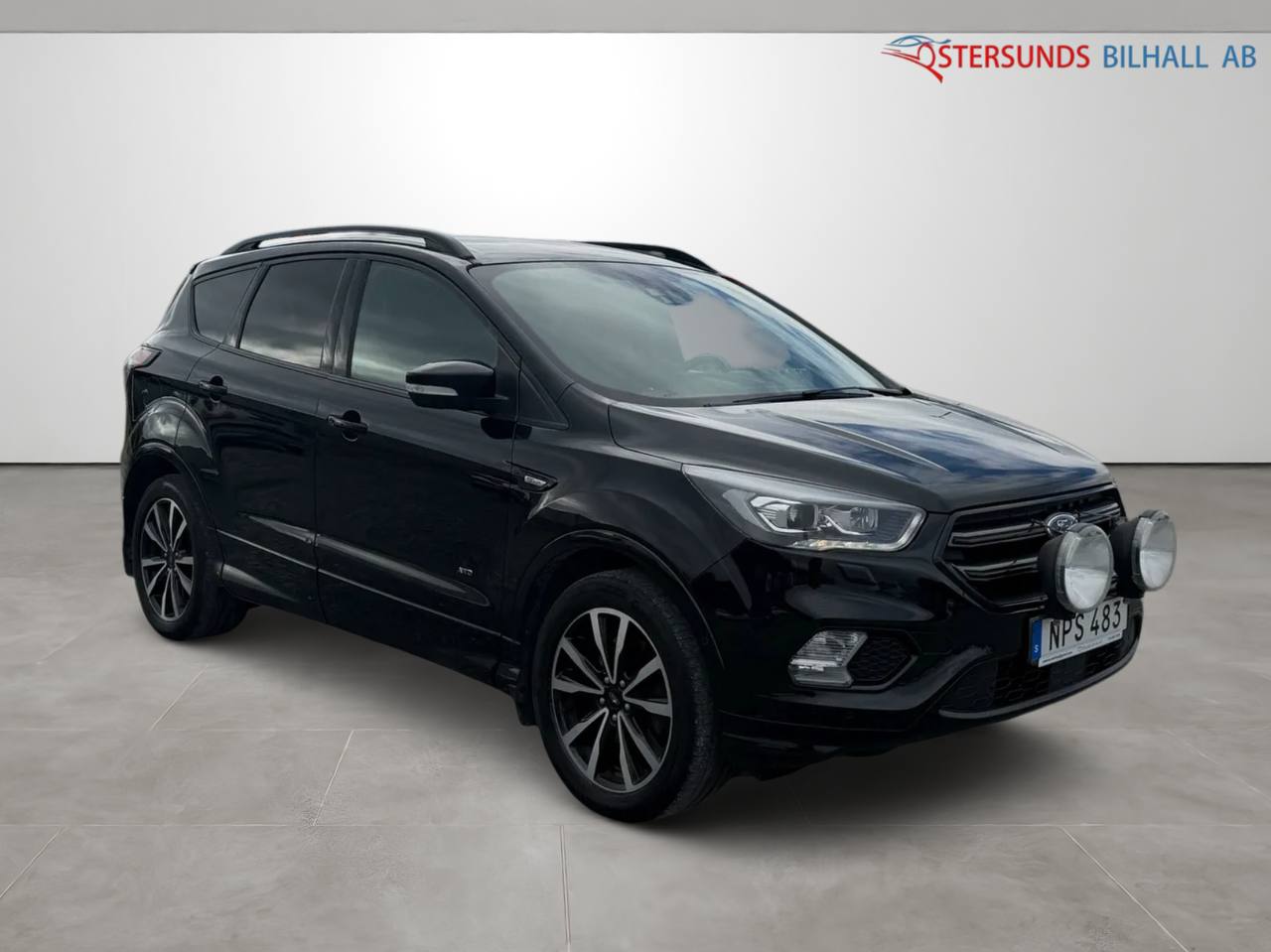 Ford Kuga 2.0 TDCi AWD ST-Line Euro 6 D-värm 1brukare Dragkrok
