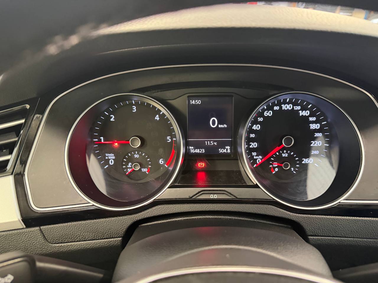 Volkswagen Passat Sportscombi 2.0 TDI 4Motion Base Euro 6 Drag D-värm