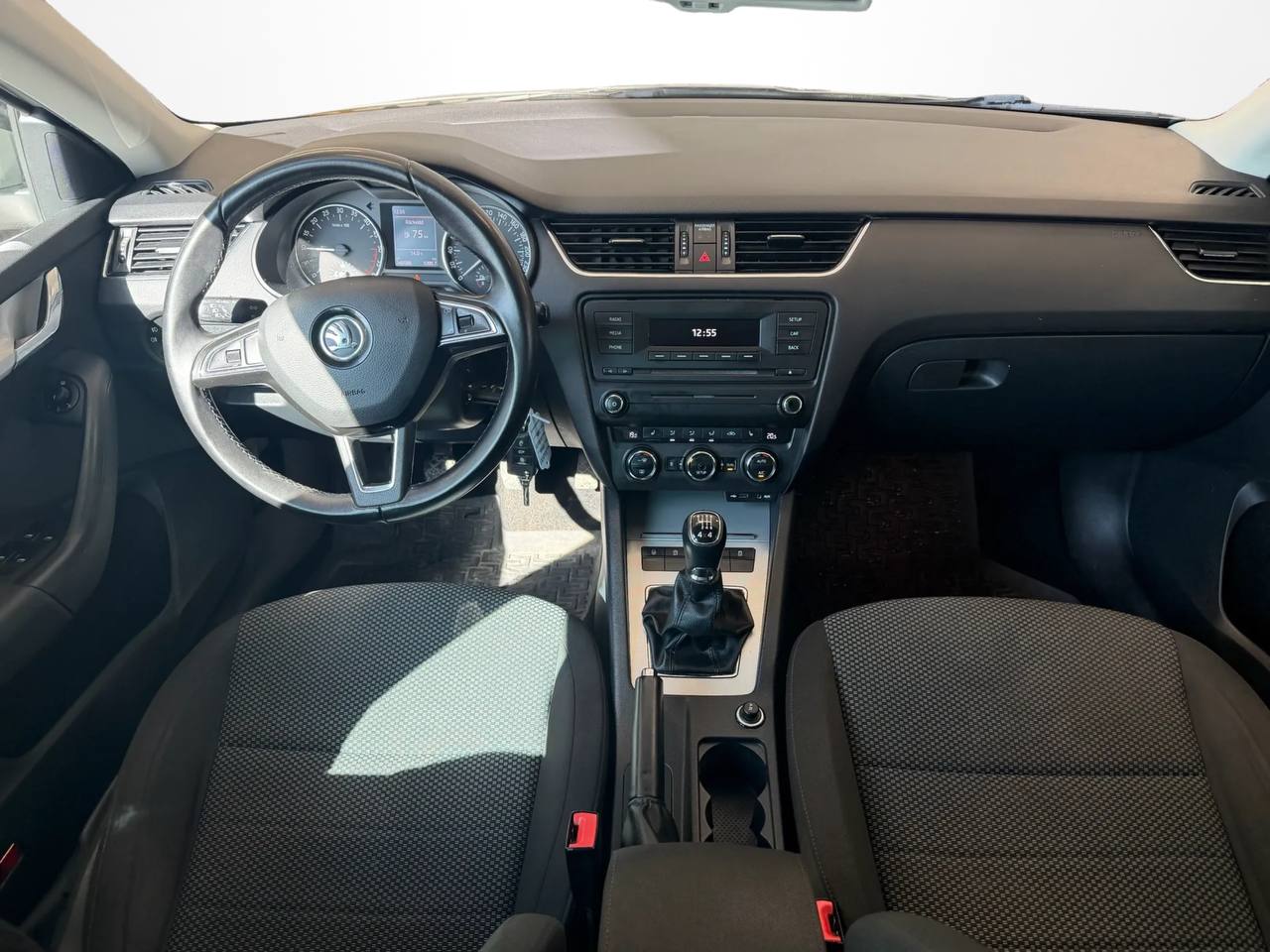 Skoda Octavia Kombi 1.6 TDI 4x4 Ambition Euro 5 M&D-värm Drag 1 brukare