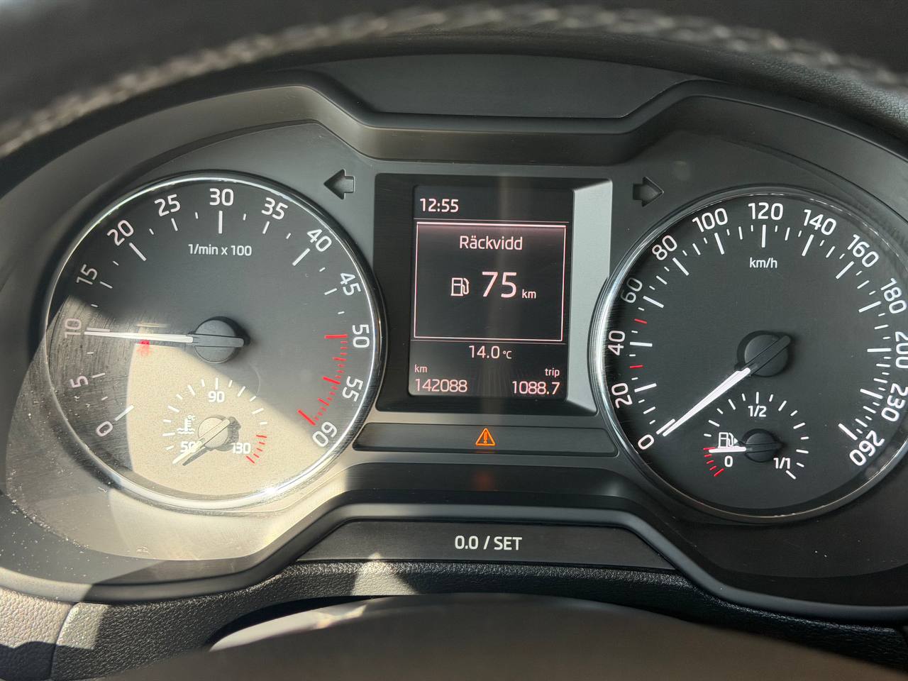 Skoda Octavia Kombi 1.6 TDI 4x4 Ambition Euro 5 M&D-värm Drag 1 brukare