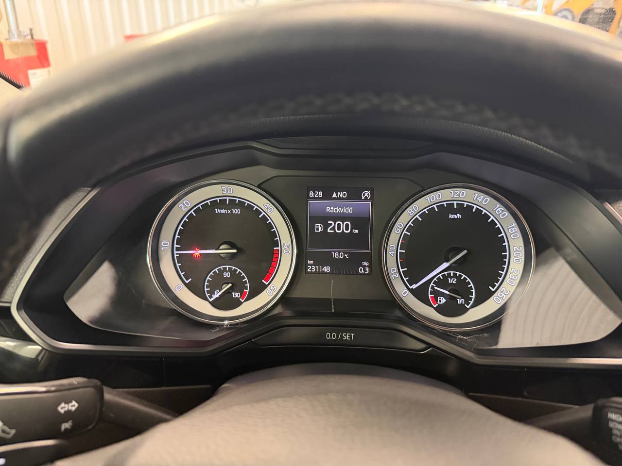 Skoda Superb Kombi 2.0 TDI 4x4 SCR L&K Euro 6 Ny kamrem Drag M-värm
