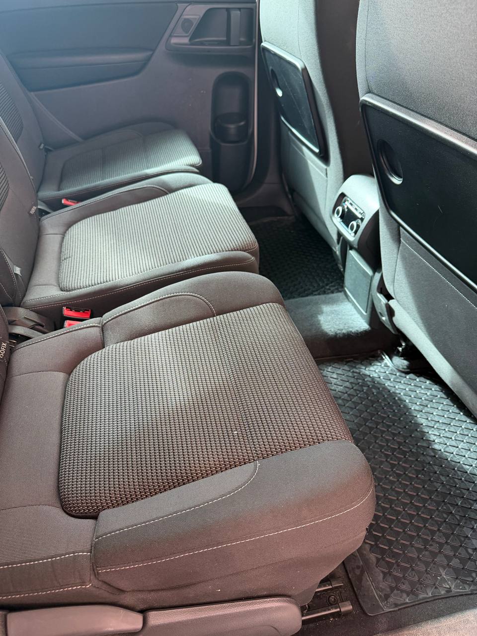 Volkswagen Sharan 7-seater 2.0 TDI 4Motion Base Euro 6 Pano D-värm Drag