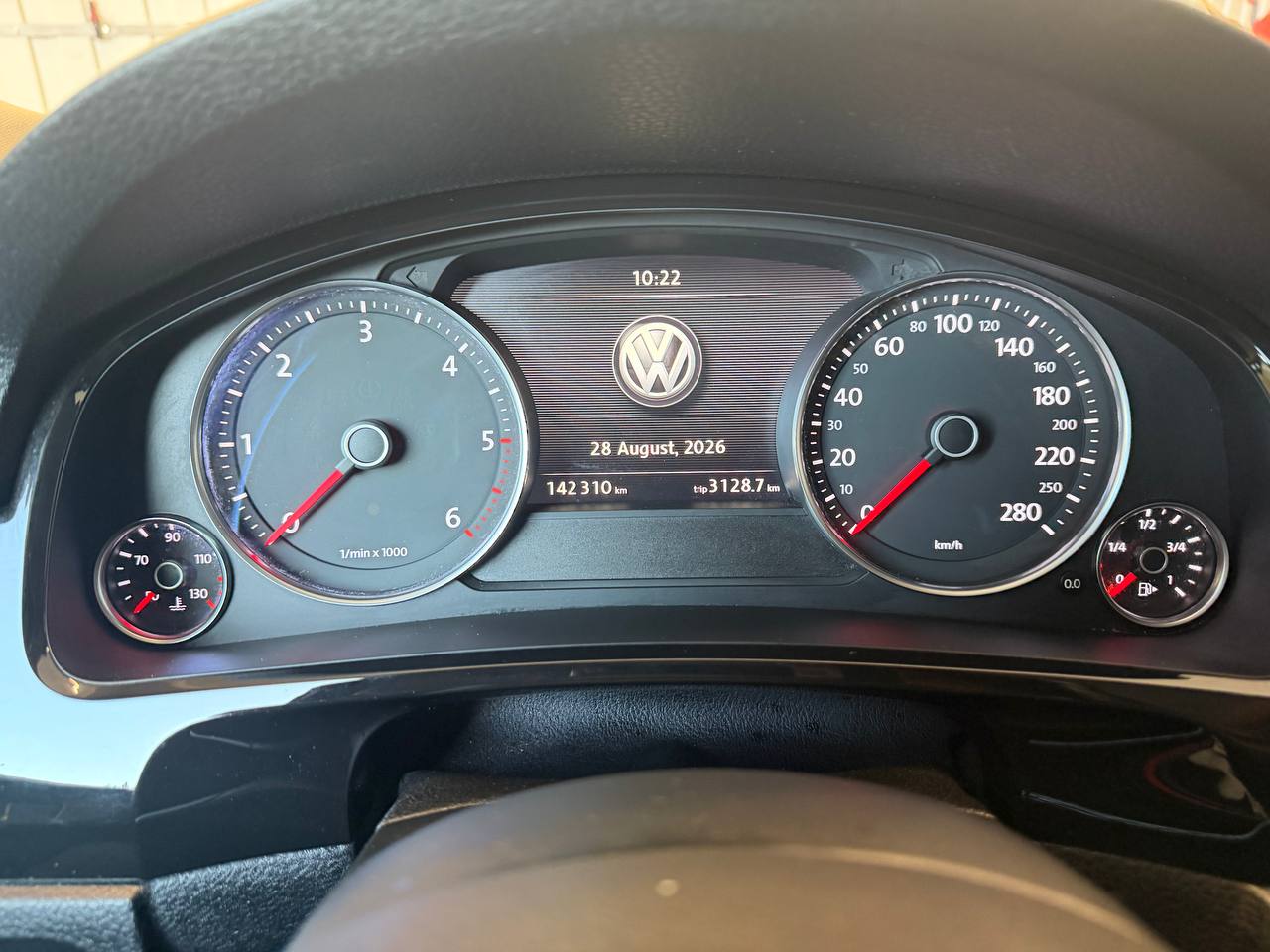 Volkswagen Touareg 3.0 V6 TDI 4Motion TipTronic Euro 5 D-värm Drag Ledramp