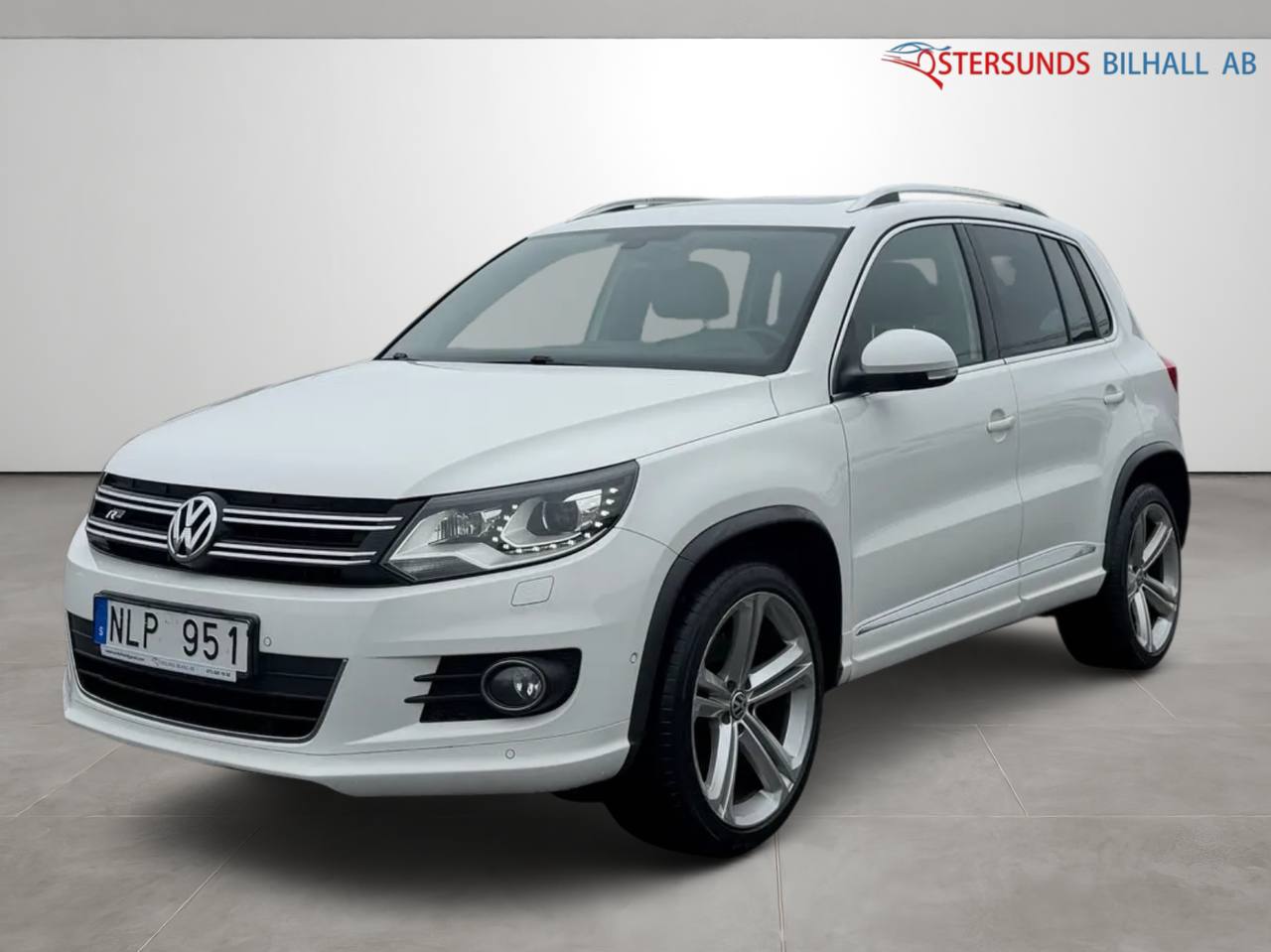 Volkswagen Tiguan 2.0 TDI 4Motion Sport & Style D-värm Pano 1bruk Drag