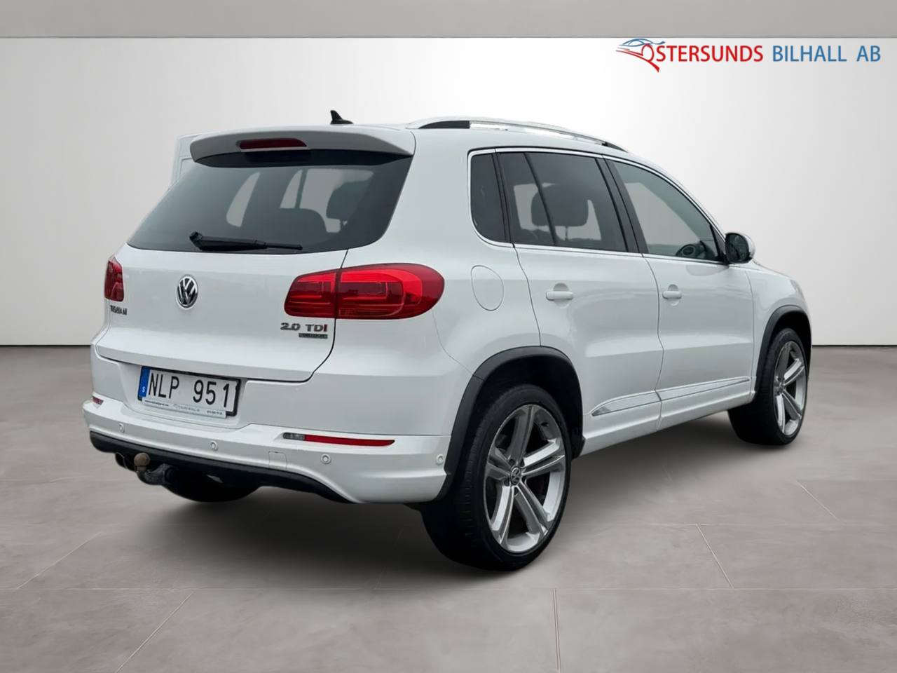 Volkswagen Tiguan 2.0 TDI 4Motion Sport & Style D-värm Pano 1bruk Drag