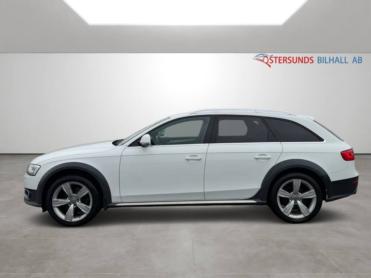 Audi A4 Allroad quattro 2.0 TDI quattro S Tronic Drag D-värm