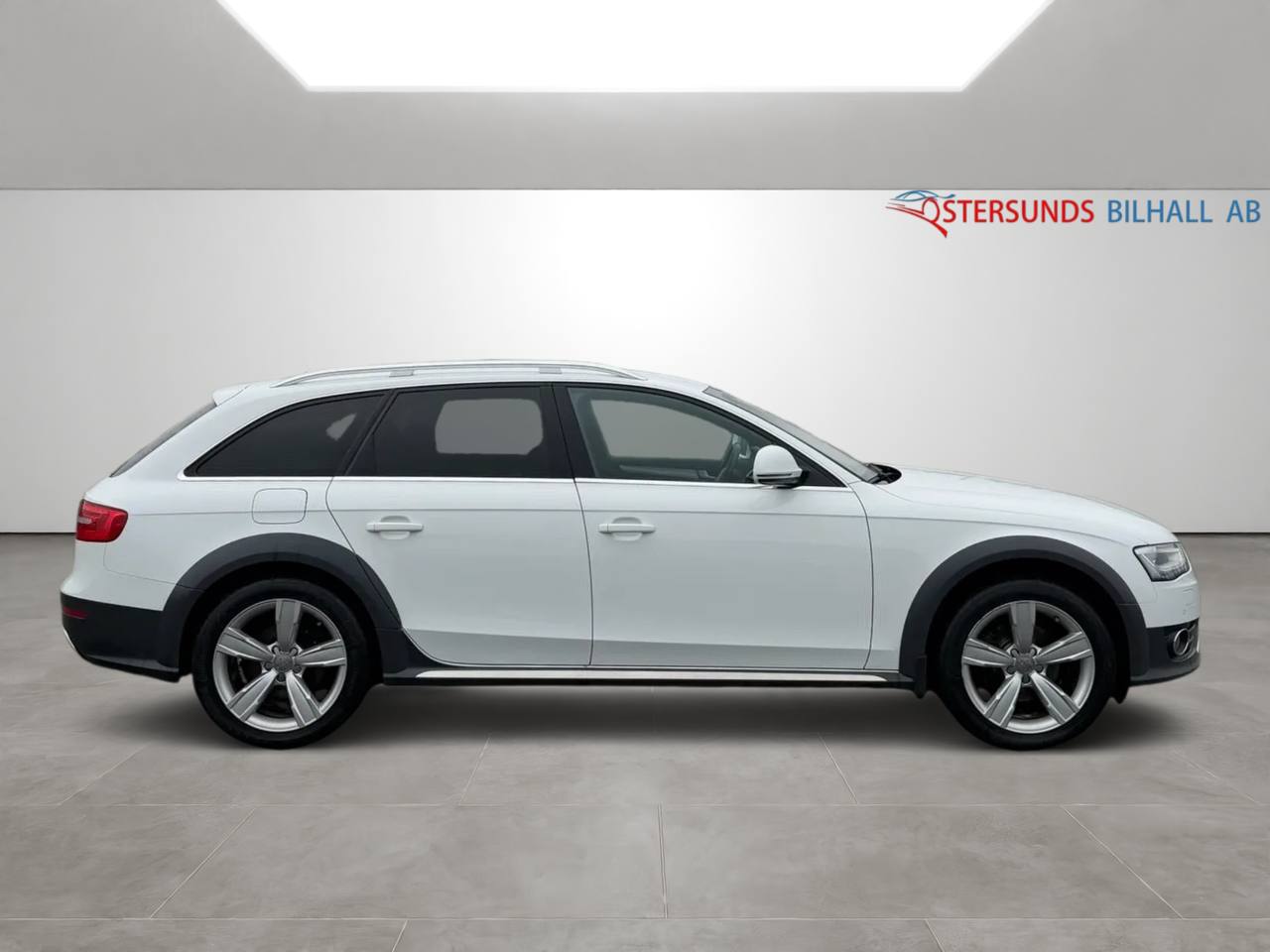 Audi A4 Allroad quattro 2.0 TDI quattro S Tronic Drag D-värm