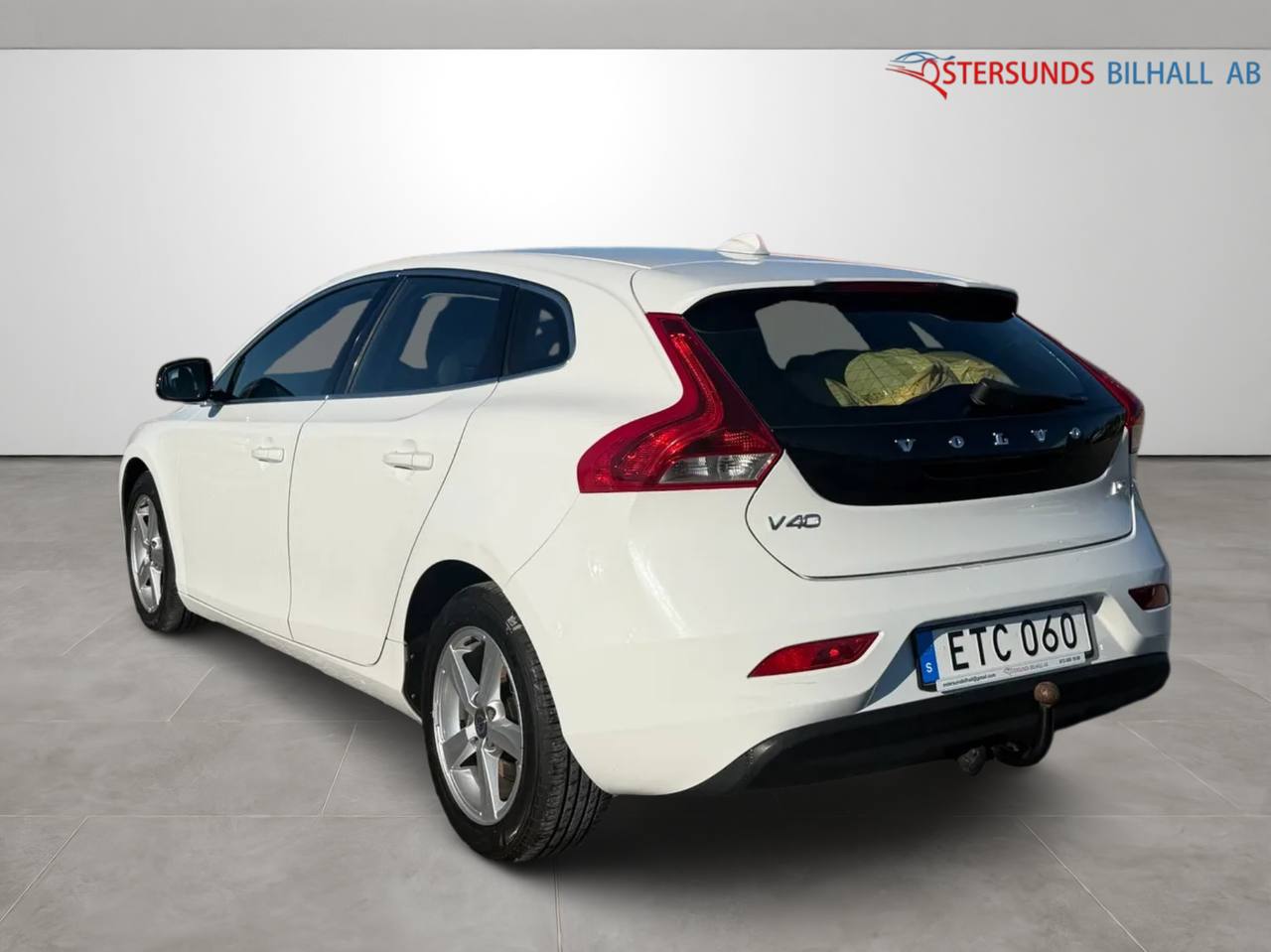 Volvo V40 D2 Momentum Euro 5 Drag D-värm Kamrem bytt Fullt-servad