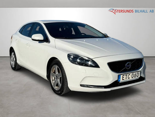 Volvo V40 D2 Momentum Euro 5 Drag D-värm Kamrem bytt Fullt-servad