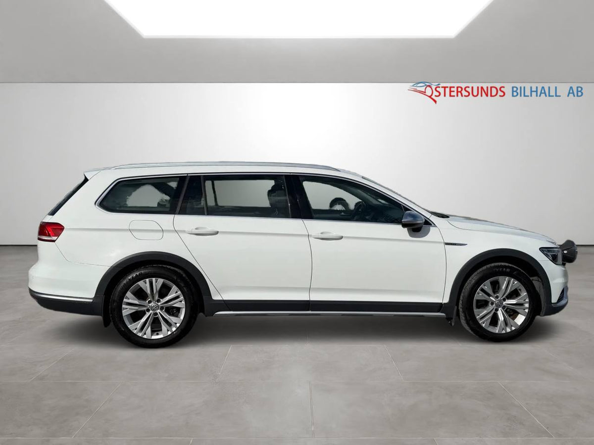 Volkswagen Passat Alltrack 2.0 TDI DPF 4Motion Alltrack D-Värm Ny Kamrem