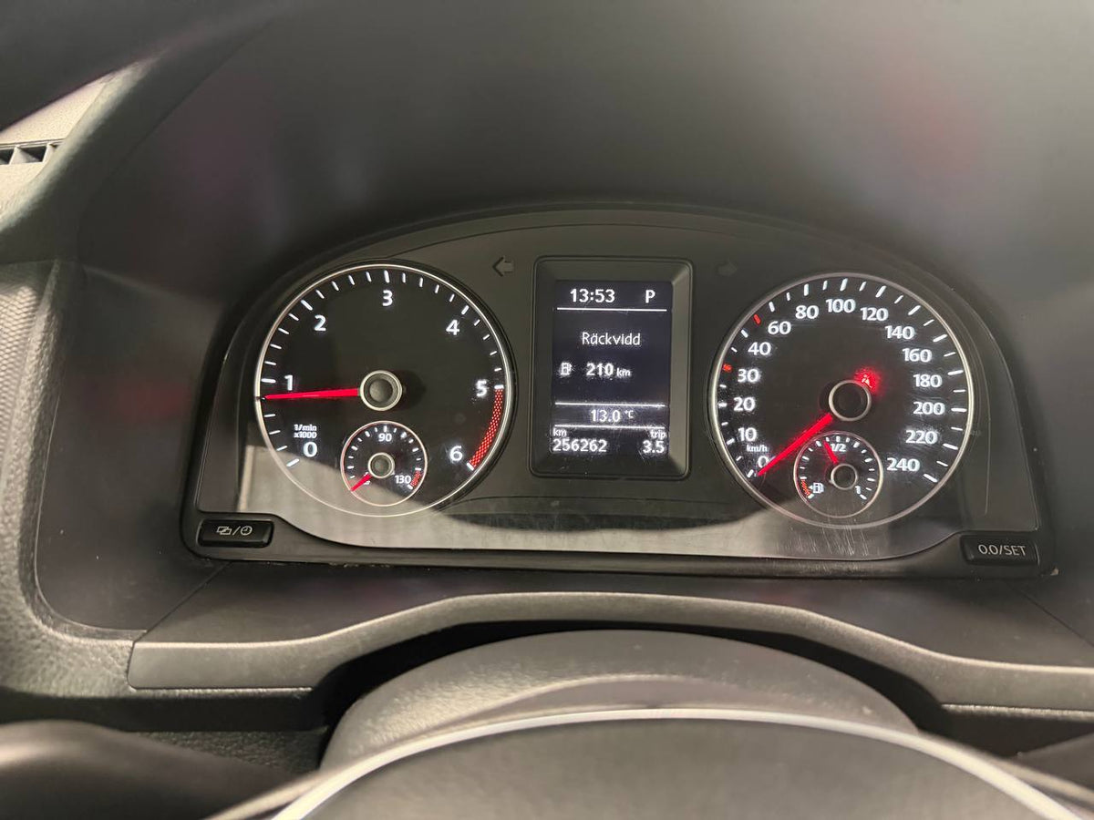 Volkswagen Caddy Maxi Van 2.0 TDI BMT 4Motion Dubbla skjutdörrar D-värm 1bruk
