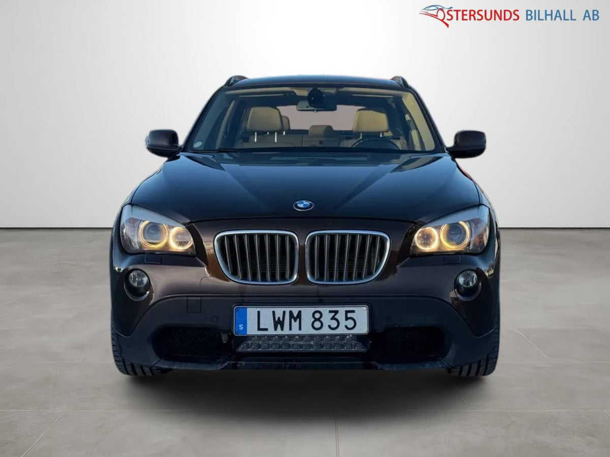 BMW X1 xDrive28i Steptronic Pano M-värm