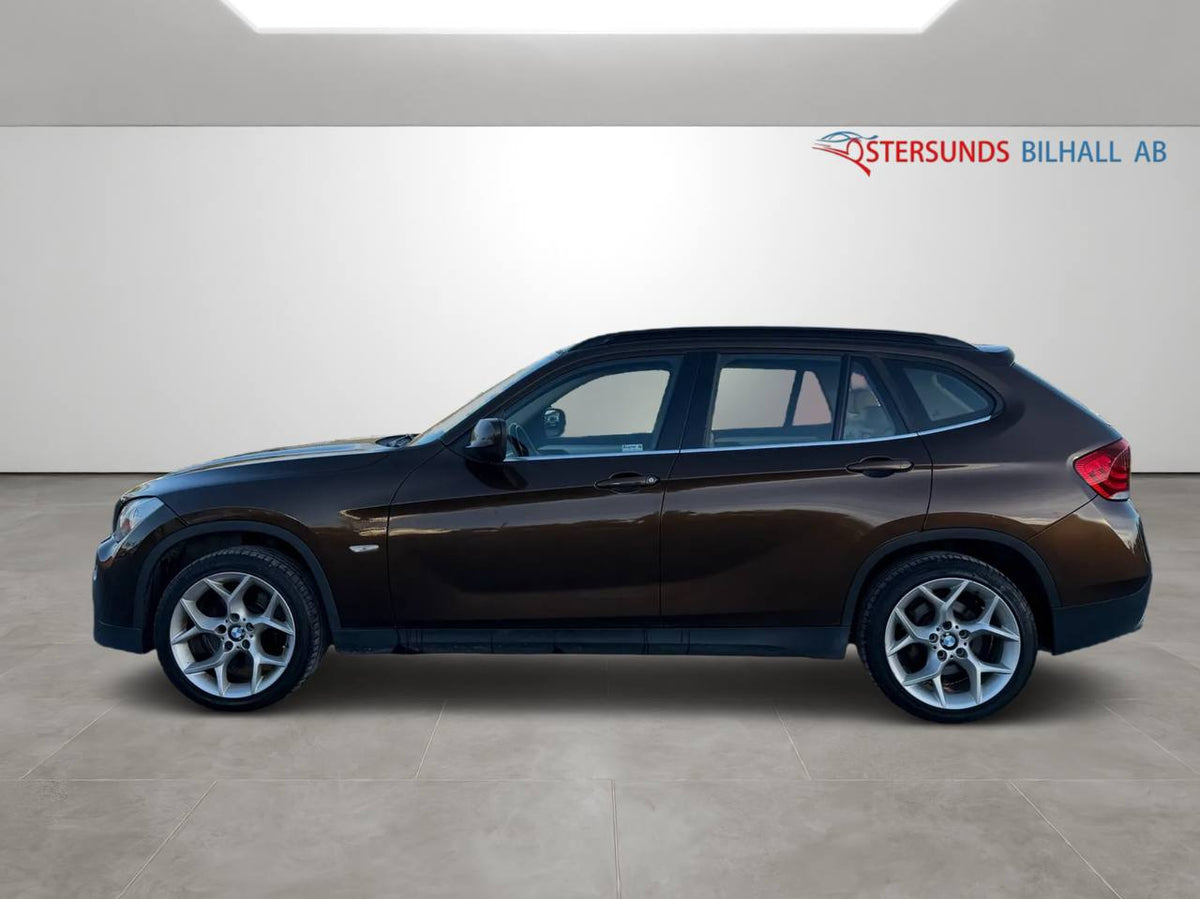BMW X1 xDrive28i Steptronic Pano M-värm