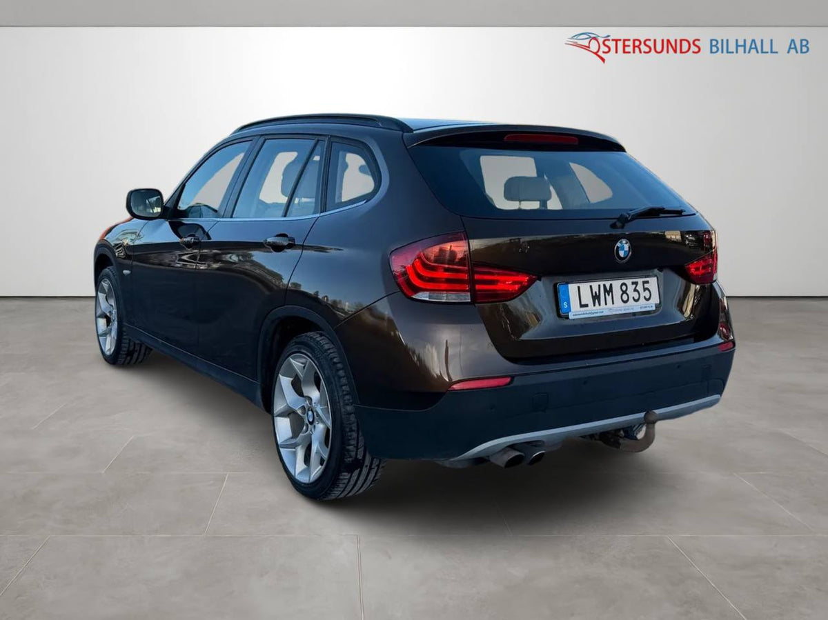 BMW X1 xDrive28i Steptronic Pano M-värm