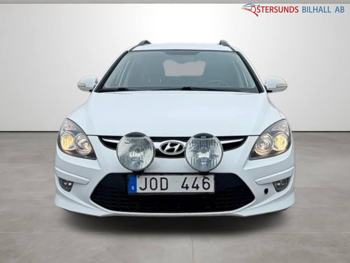 Hyundai i30 cw 1.6 CRDi Business Euro 5 M-värm SoV Fullt servad