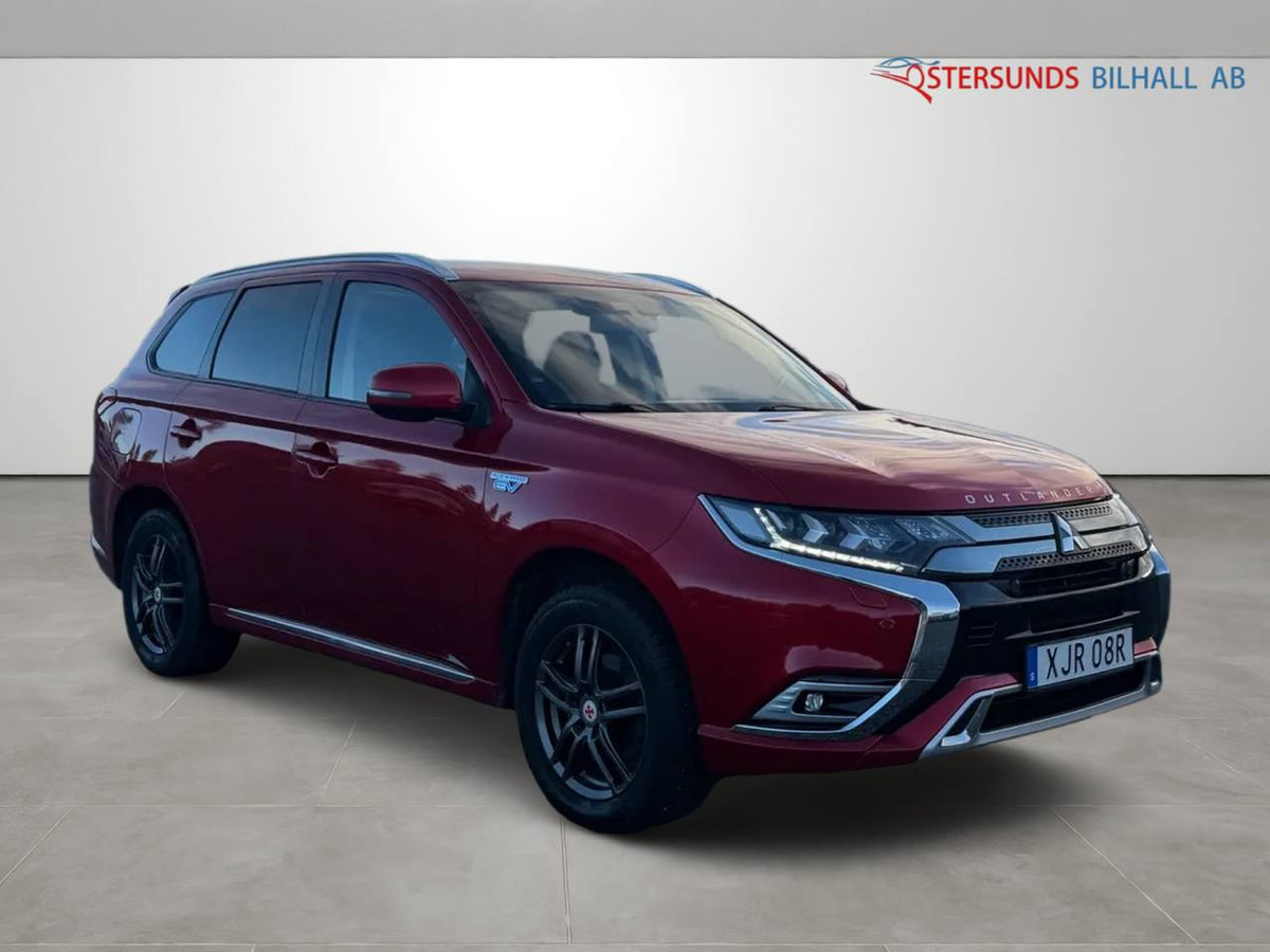 Mitsubishi Outlander PHEV CVT Fleet Edition|Drag|Kamera|Rattvärme|1brukare